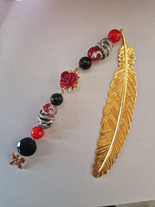 Marque-page plume – Dark Romance