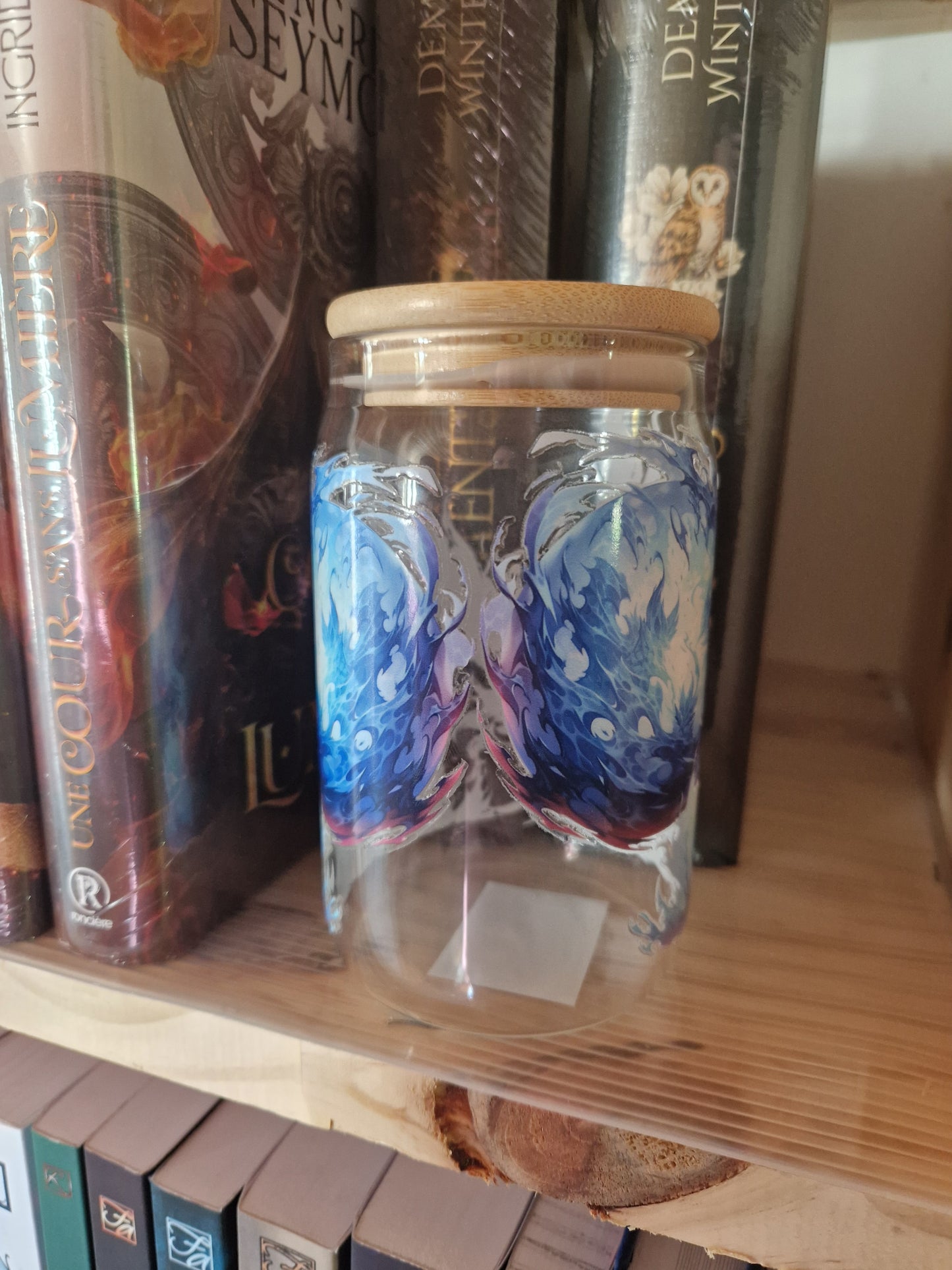 Verre illustré avec paille en verre – Éveil de l’Océan Ancien