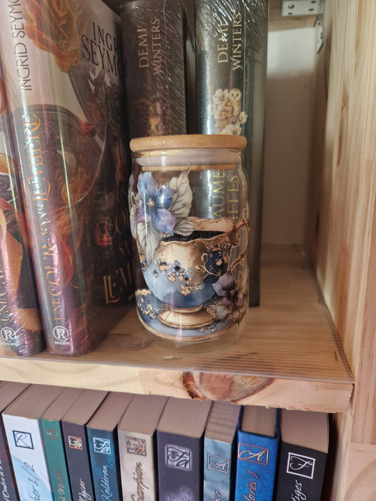 Verre illustré avec paille en verre – Pause Littéraire