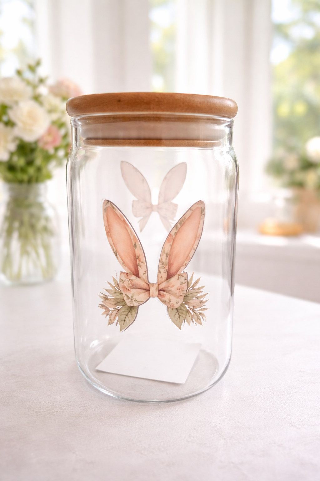 Verre illustré avec paille en verre – Éclat de Printemps du Lapin Fleuri